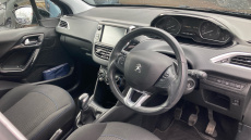 Peugeot 208 1.2 PureTech 82 Signature 5dr [Start Stop] Petrol Hatchback